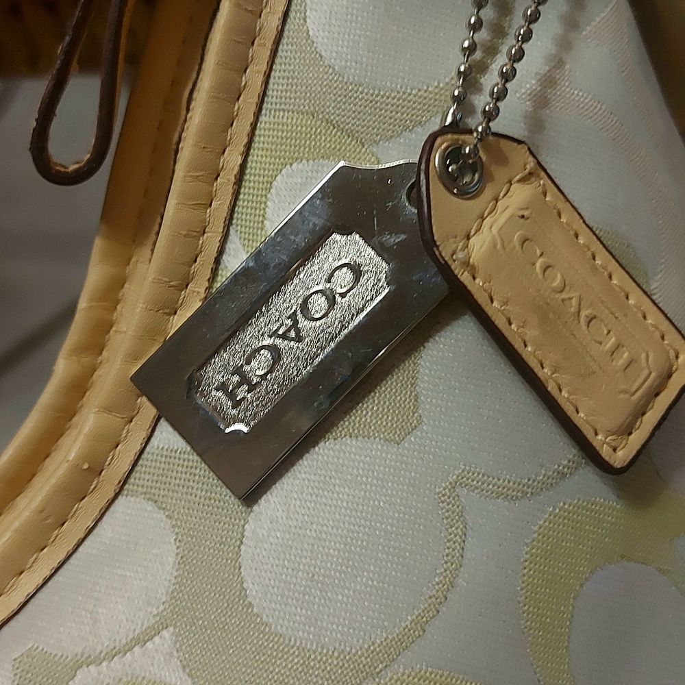 Authentic Coach Handbag - Picture 5 of 6